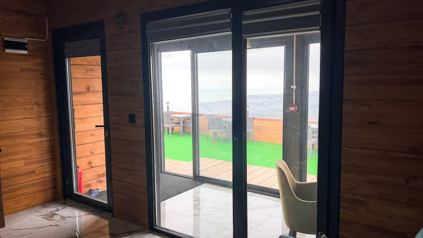 Doğa Manzaralı Bungalov (3)